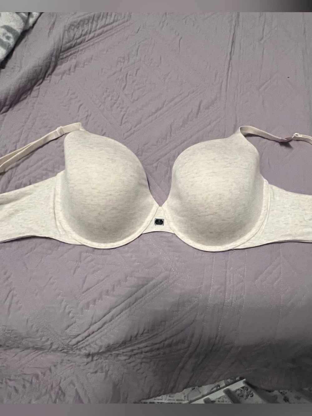 Victoria's Secret Light Cream Seamless T-Shirt Bra